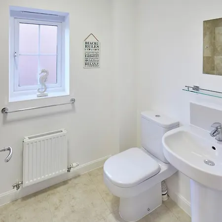 Host & - Redsky House