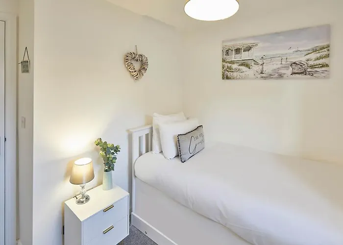 Hébergement de vacances Host & - Redsky House *