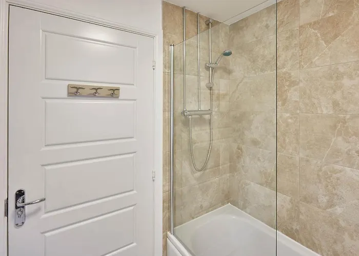 Hébergement de vacances Host & - Redsky House *